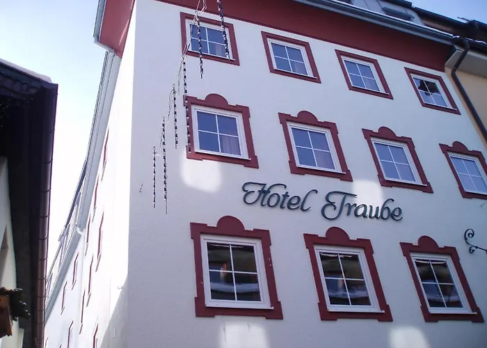 Traube Otel 3*