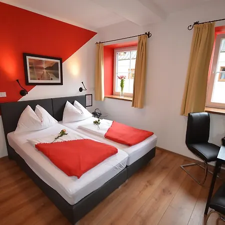 特劳伯酒店 滨湖采尔